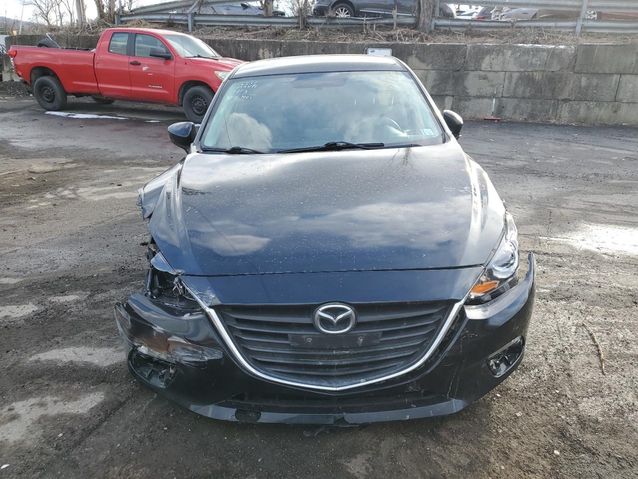2015 Mazda 3 - Image 5