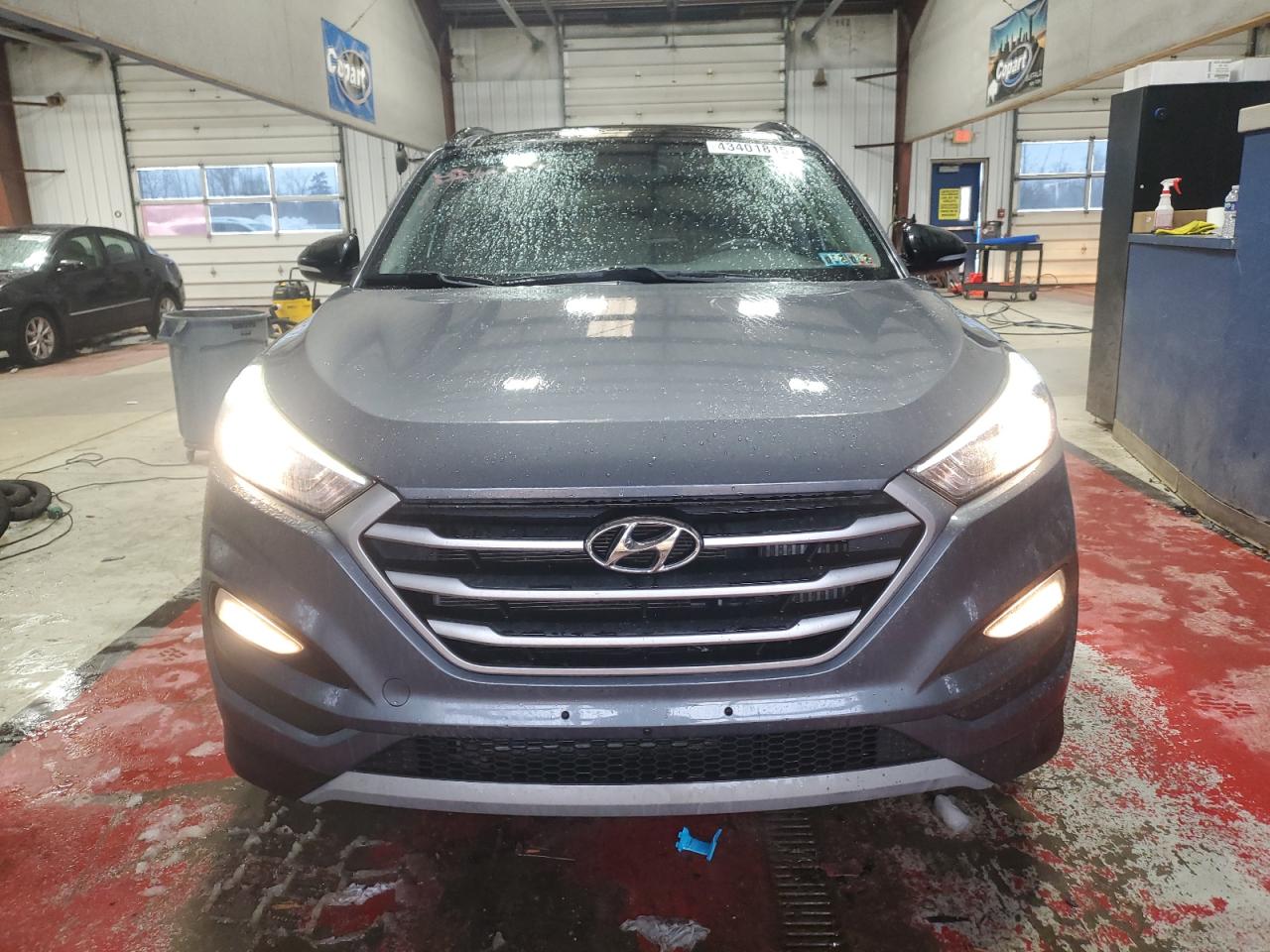 2017 Hyundai Tucson - Image 5