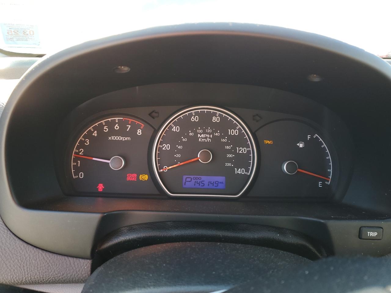 2010 Hyundai Elantra - Image 9