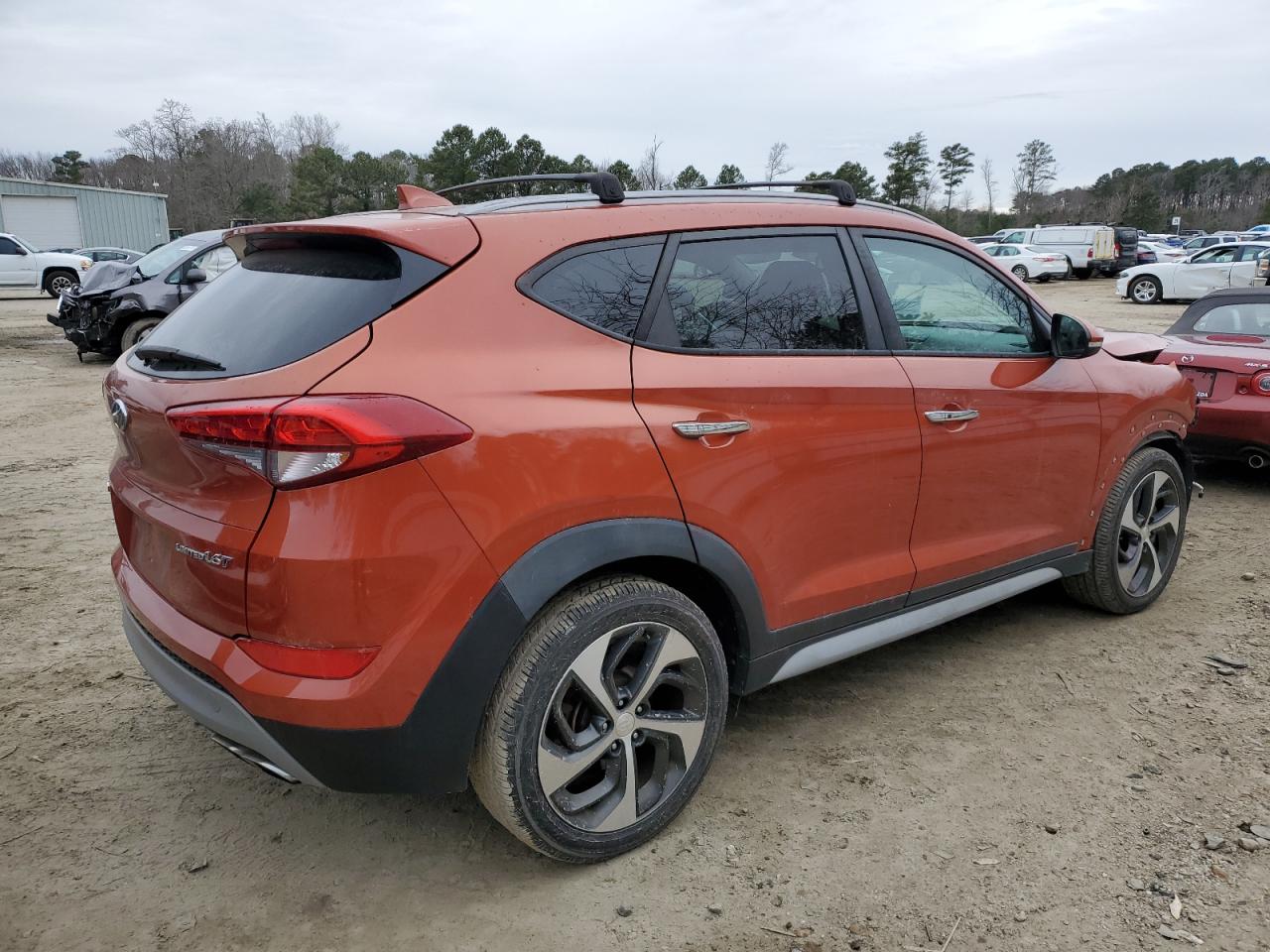 2017 Hyundai Tucson - Image 3