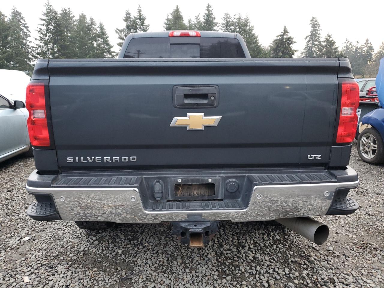 2017 Chevrolet Silverado - Image 6