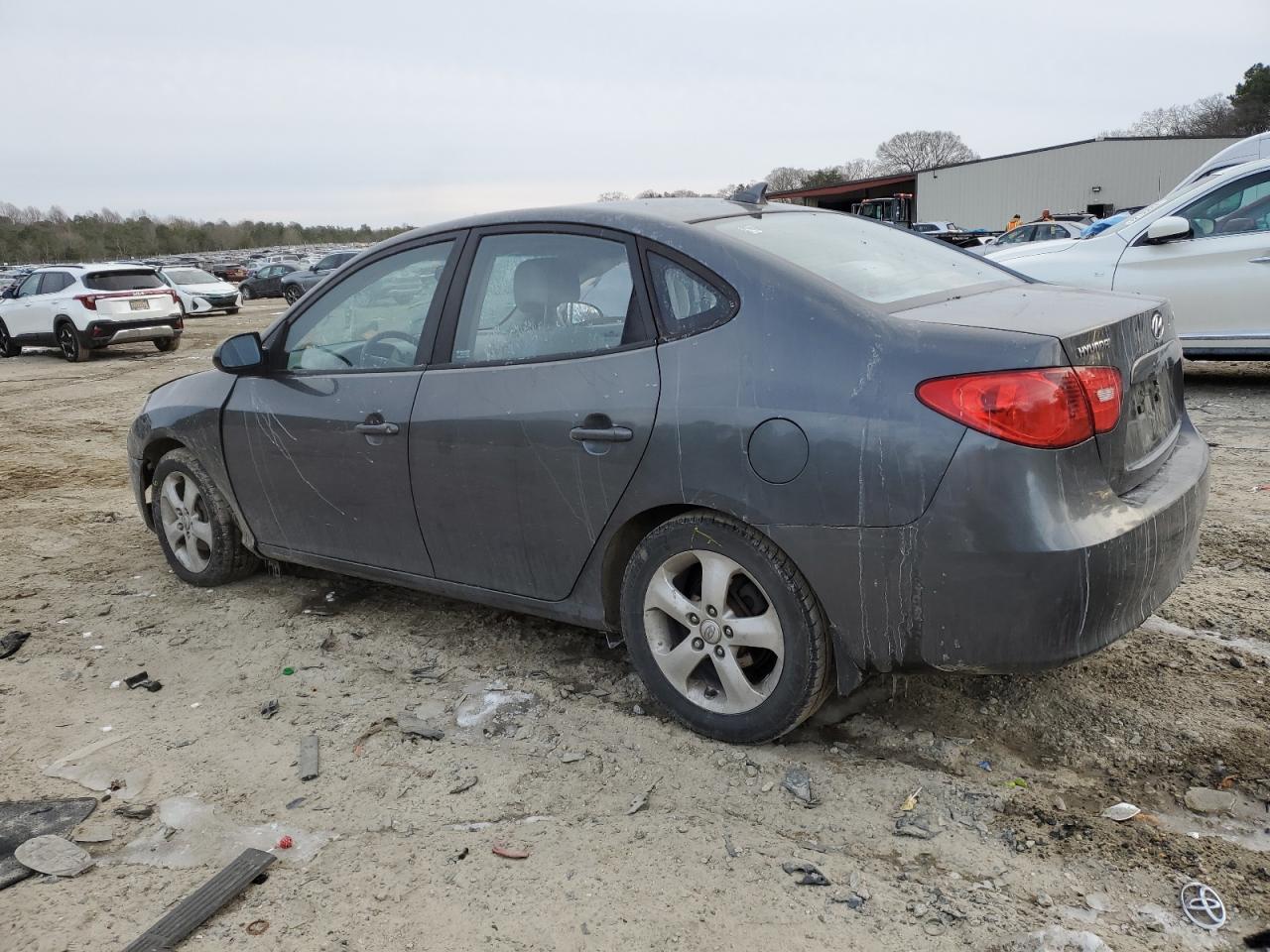 2009 Hyundai Elantra - Image 2