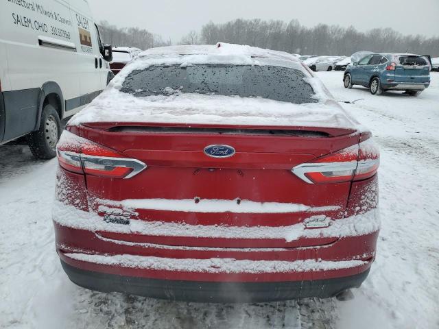  FORD FUSION 2019 Червоний