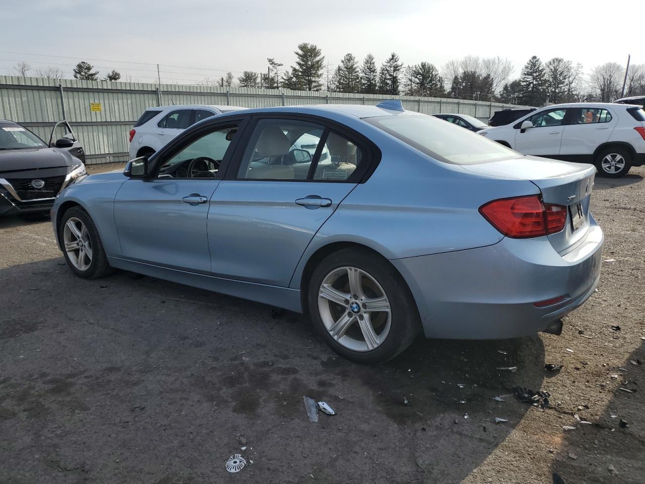 VIN WBA3C3C5XEPV90443 2014 BMW 3 SERIES no.2