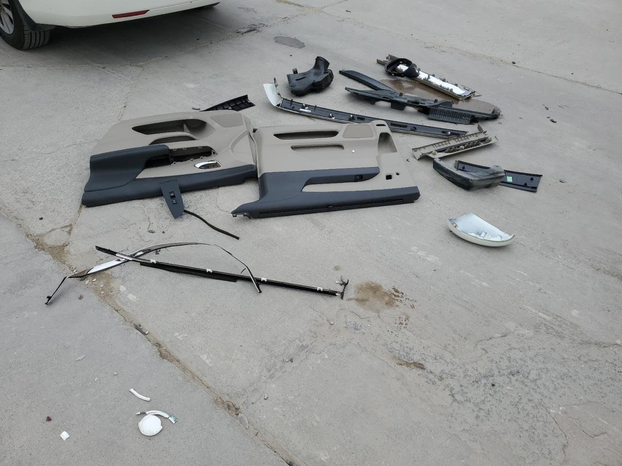 2015 Honda Odyssey - Image 13
