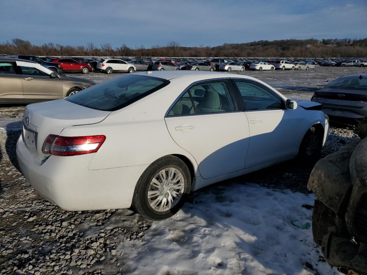 2011 Toyota Camry - Image 3