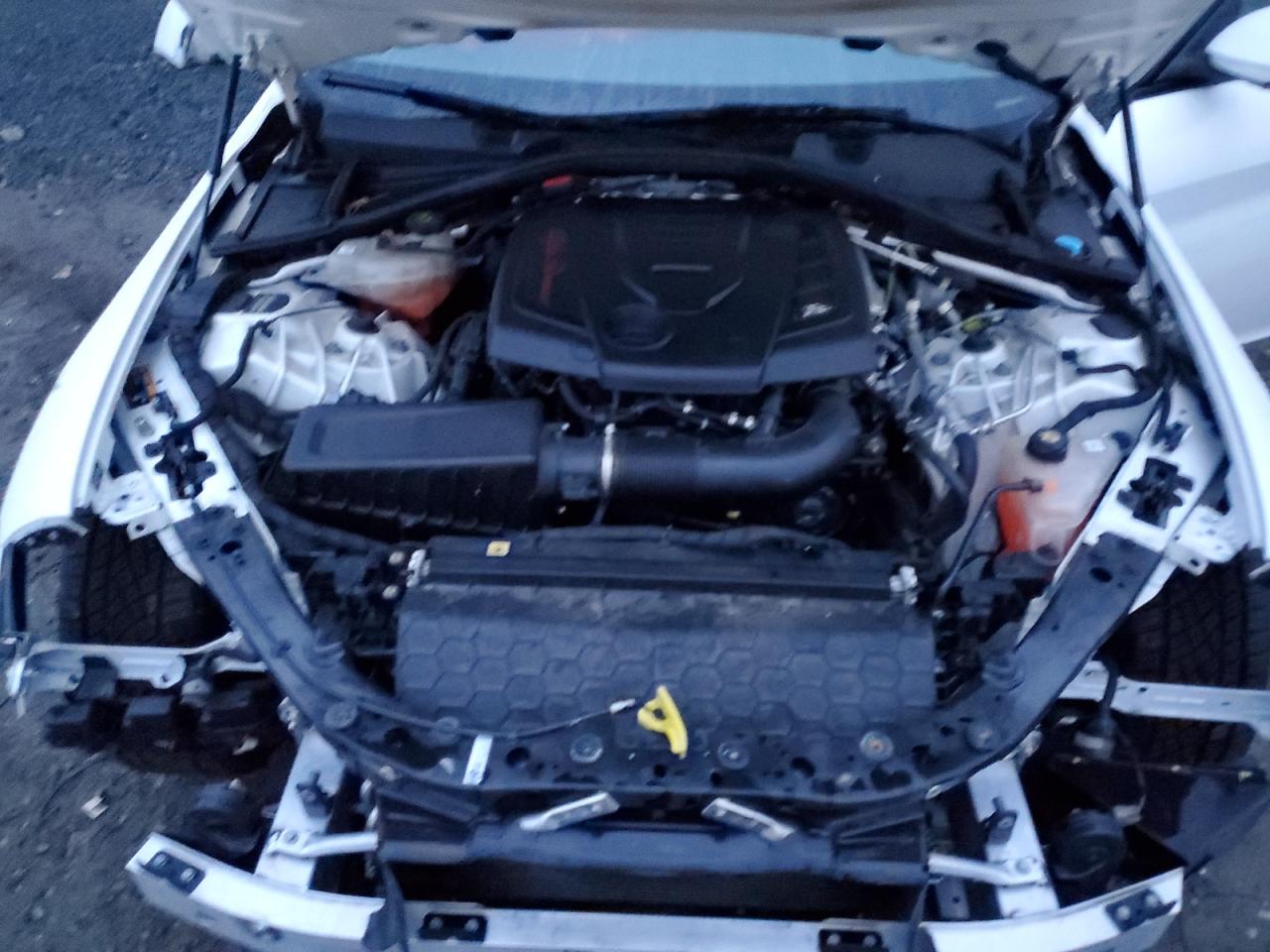 2018 Alfa Romeo Giulia - Image 11
