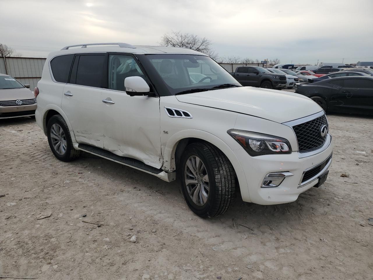 2017 Infiniti QX80 - Image 4