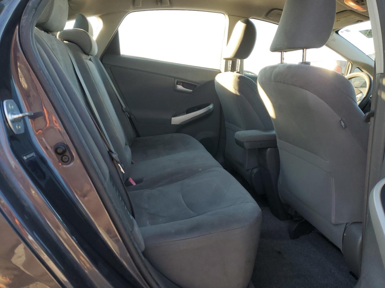 2010 Toyota Prius - Image 10