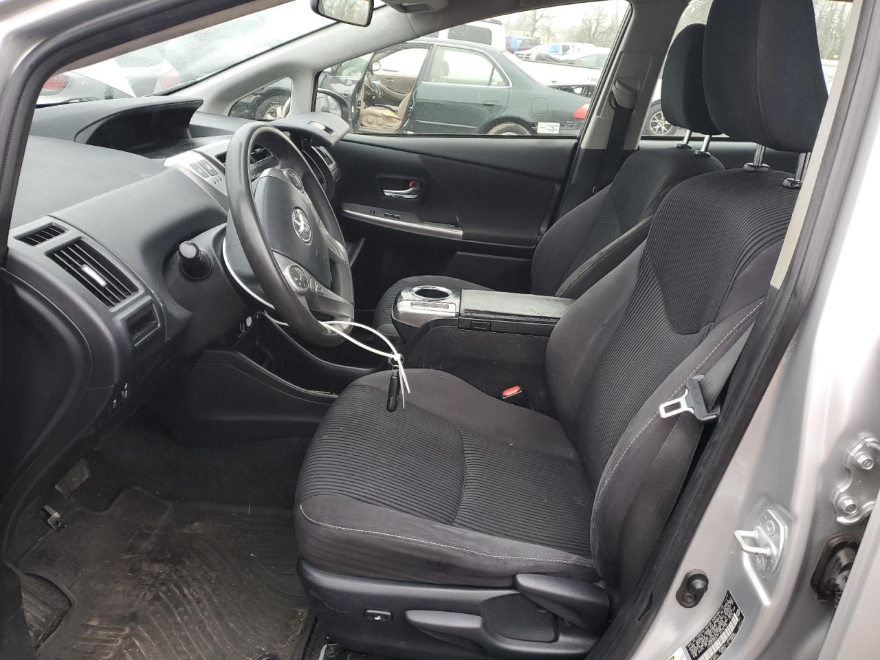 2015 Toyota Prius - Image 7
