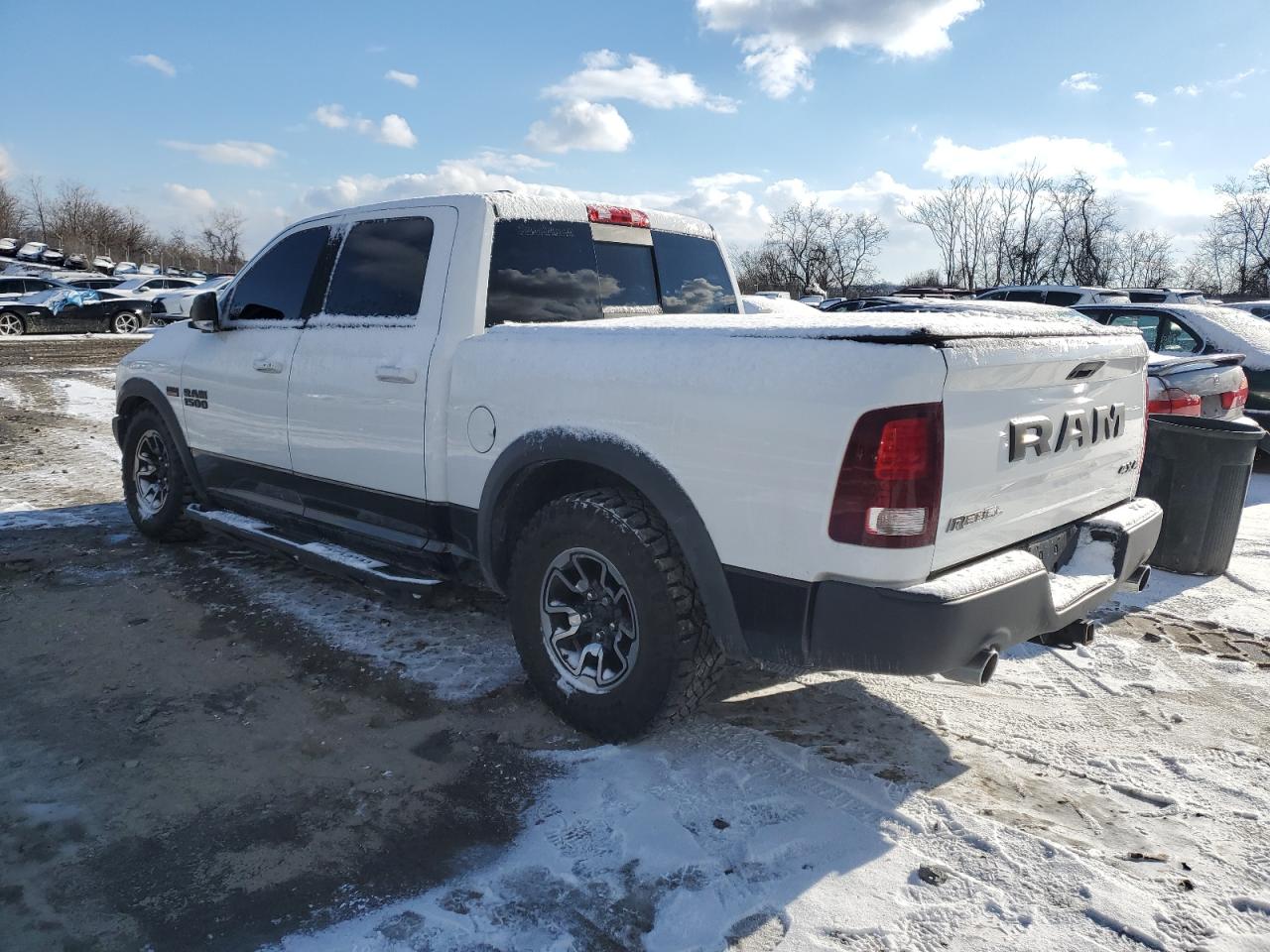 2016 RAM 1500 - Image 2