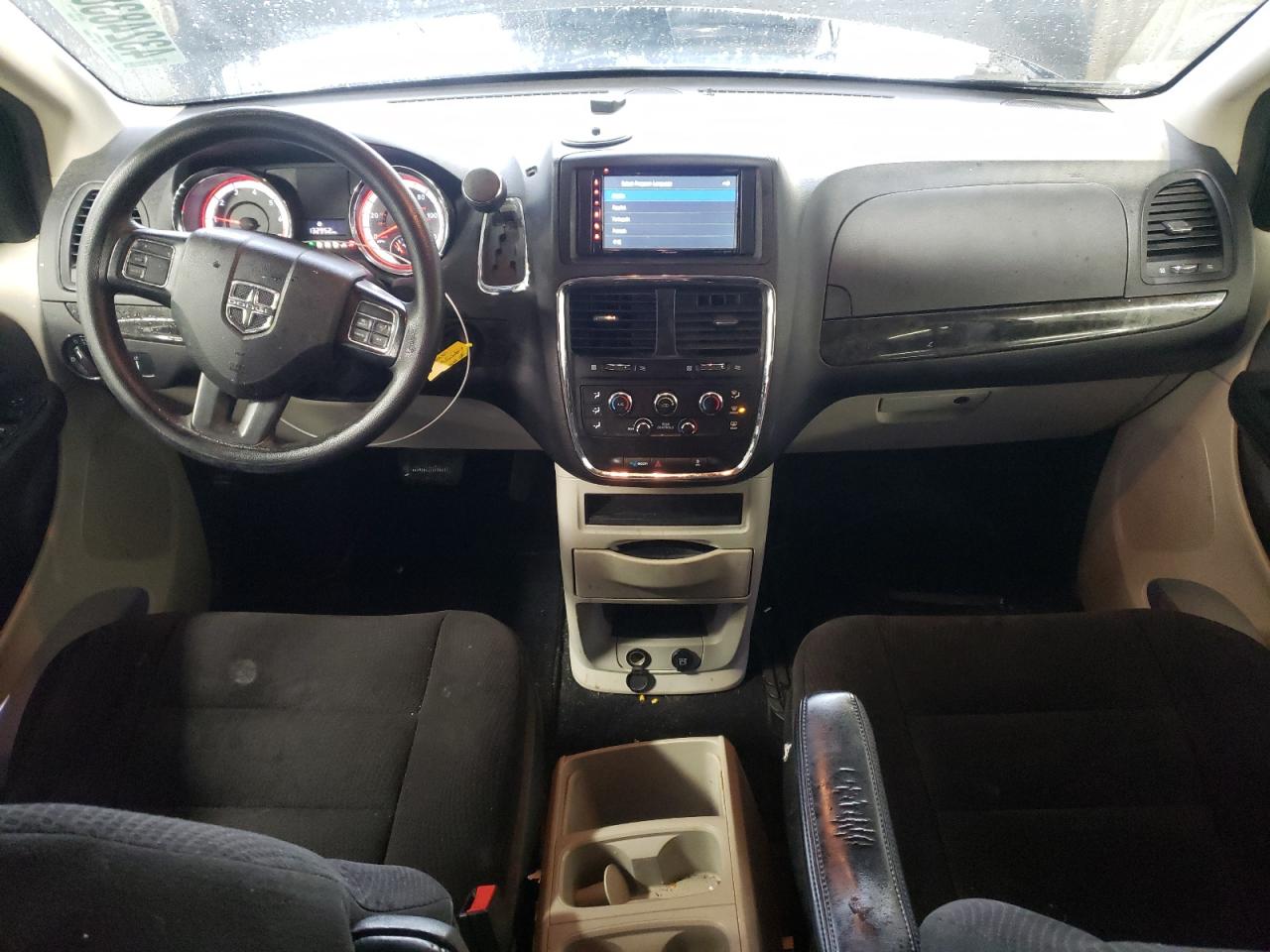 2015 Dodge Caravan - Image 8