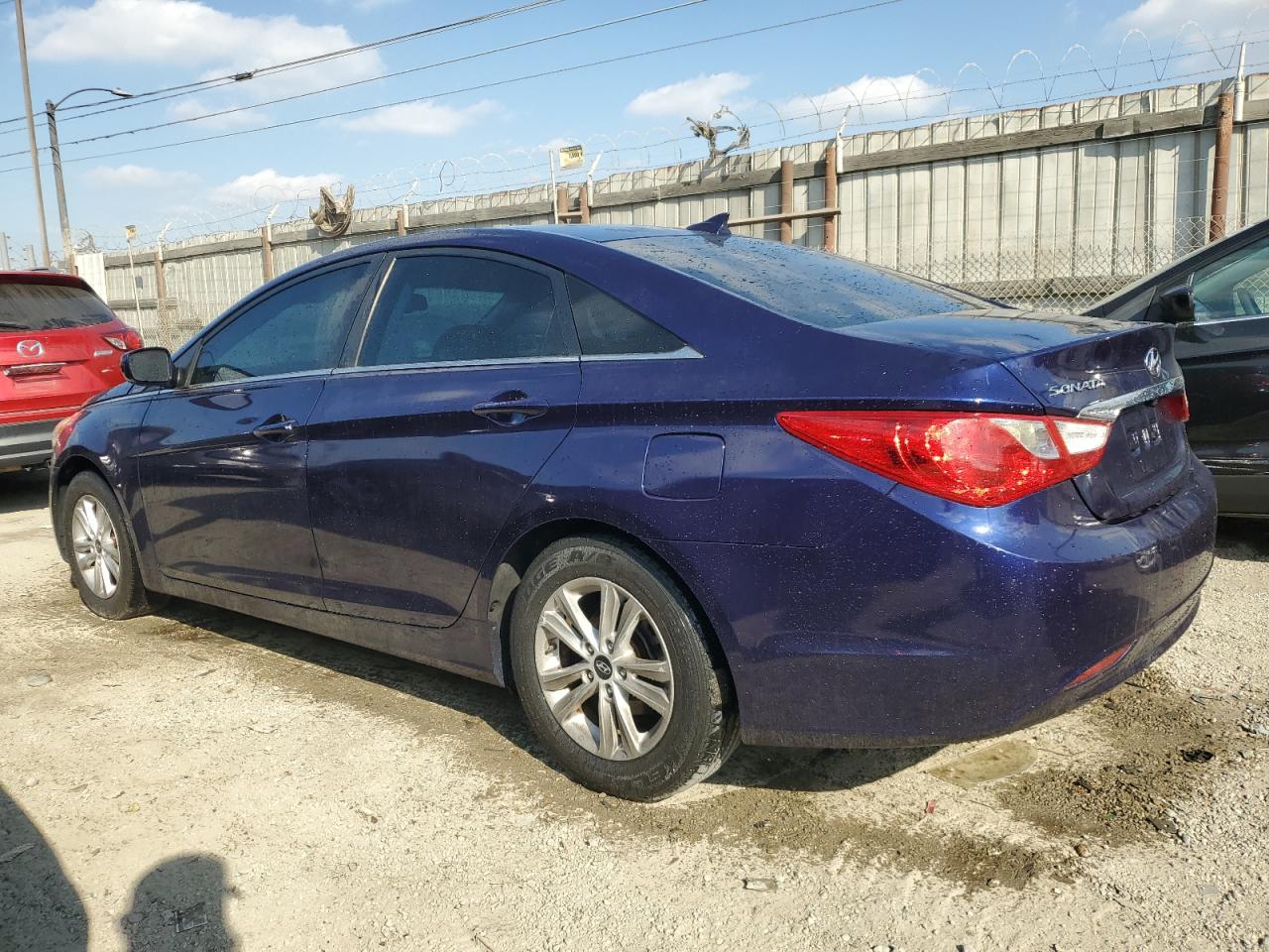 2013 Hyundai Sonata - Image 2