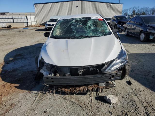  NISSAN SENTRA 2017 Белы