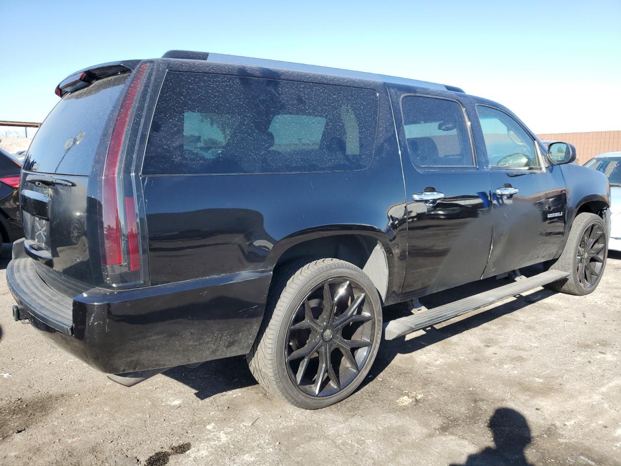 2007 GMC Yukon - Image 3
