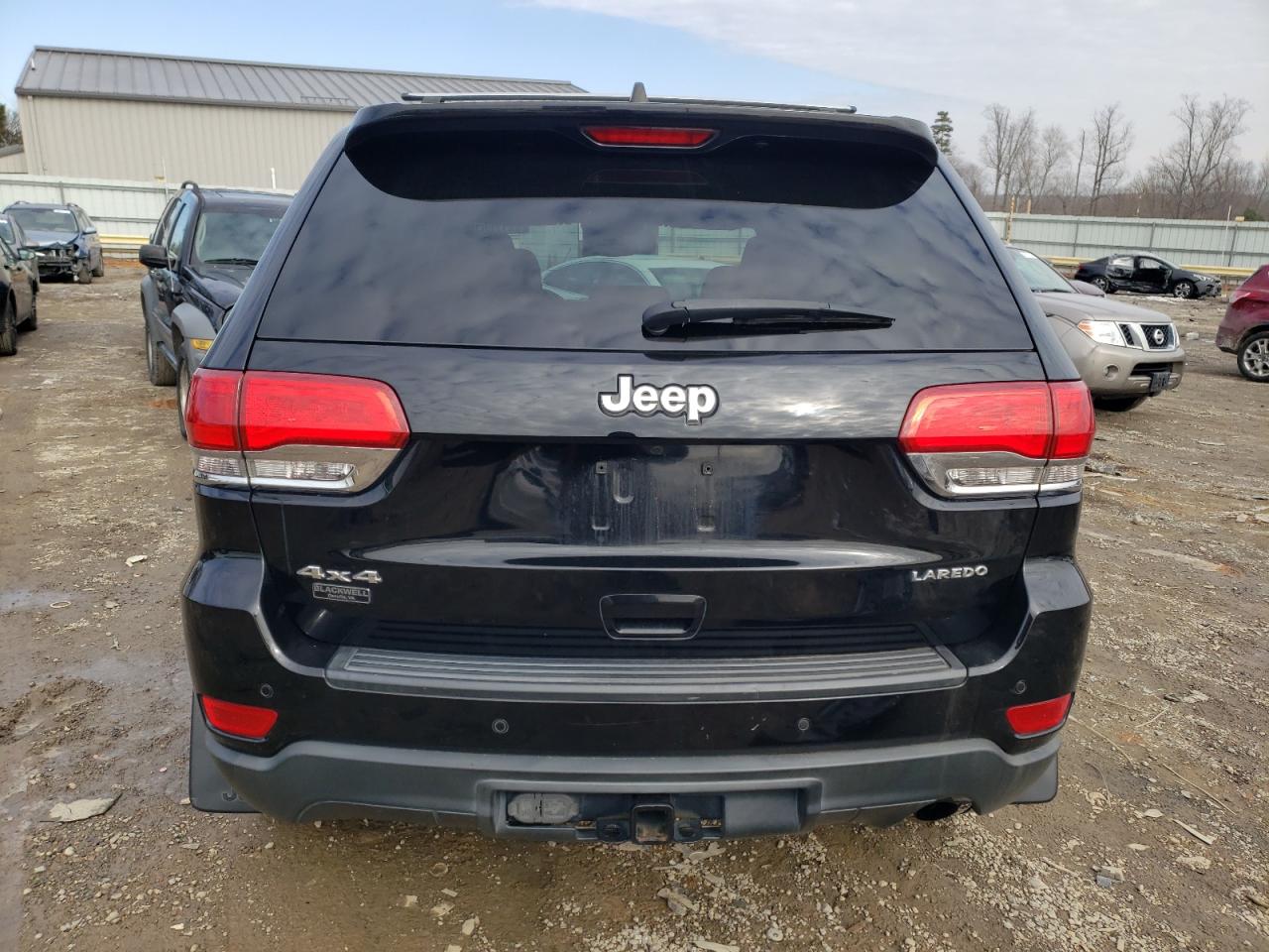 2017 Jeep Grand Cherokee - Image 6