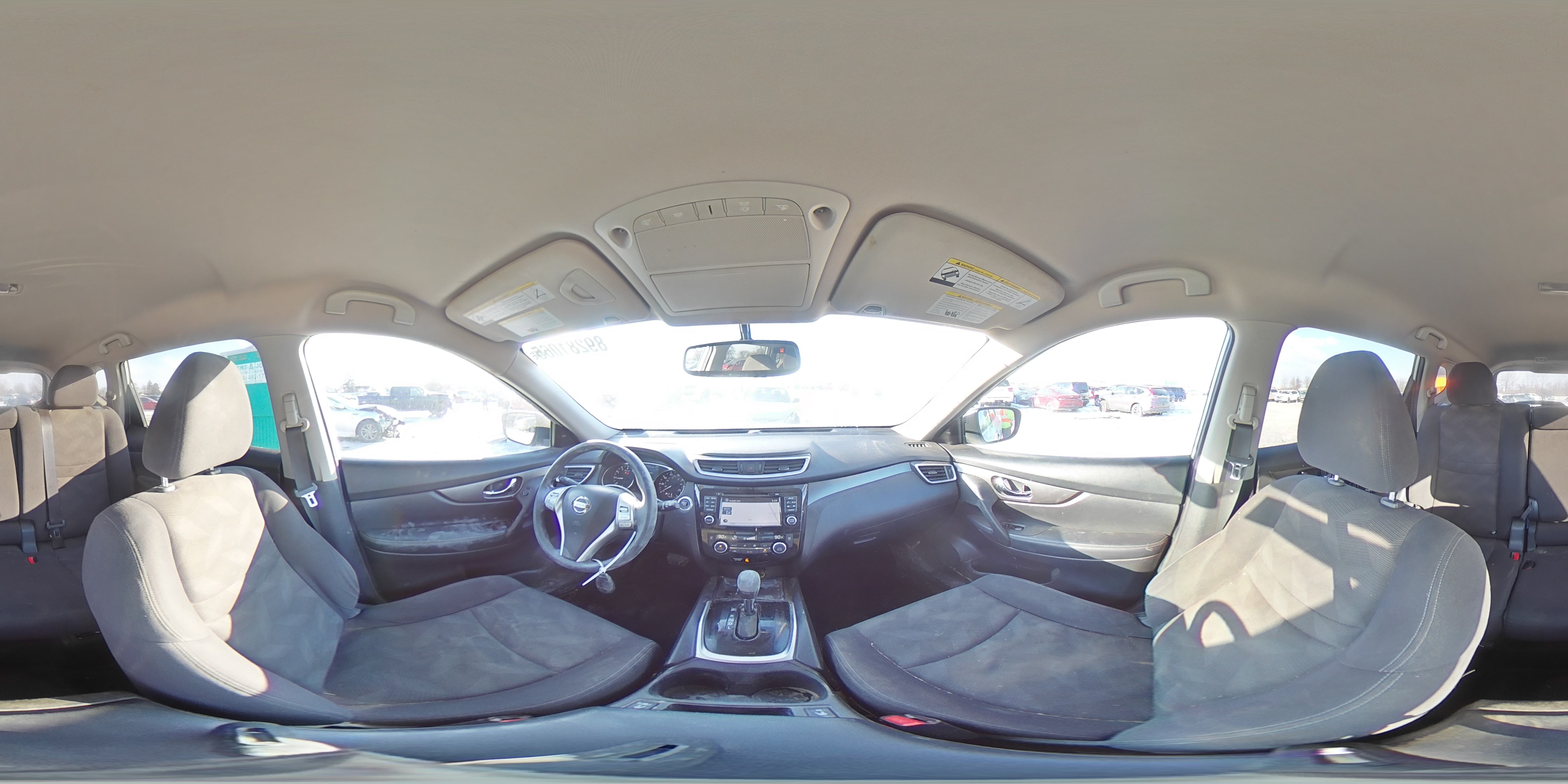 2016 Nissan Rogue - Image 13