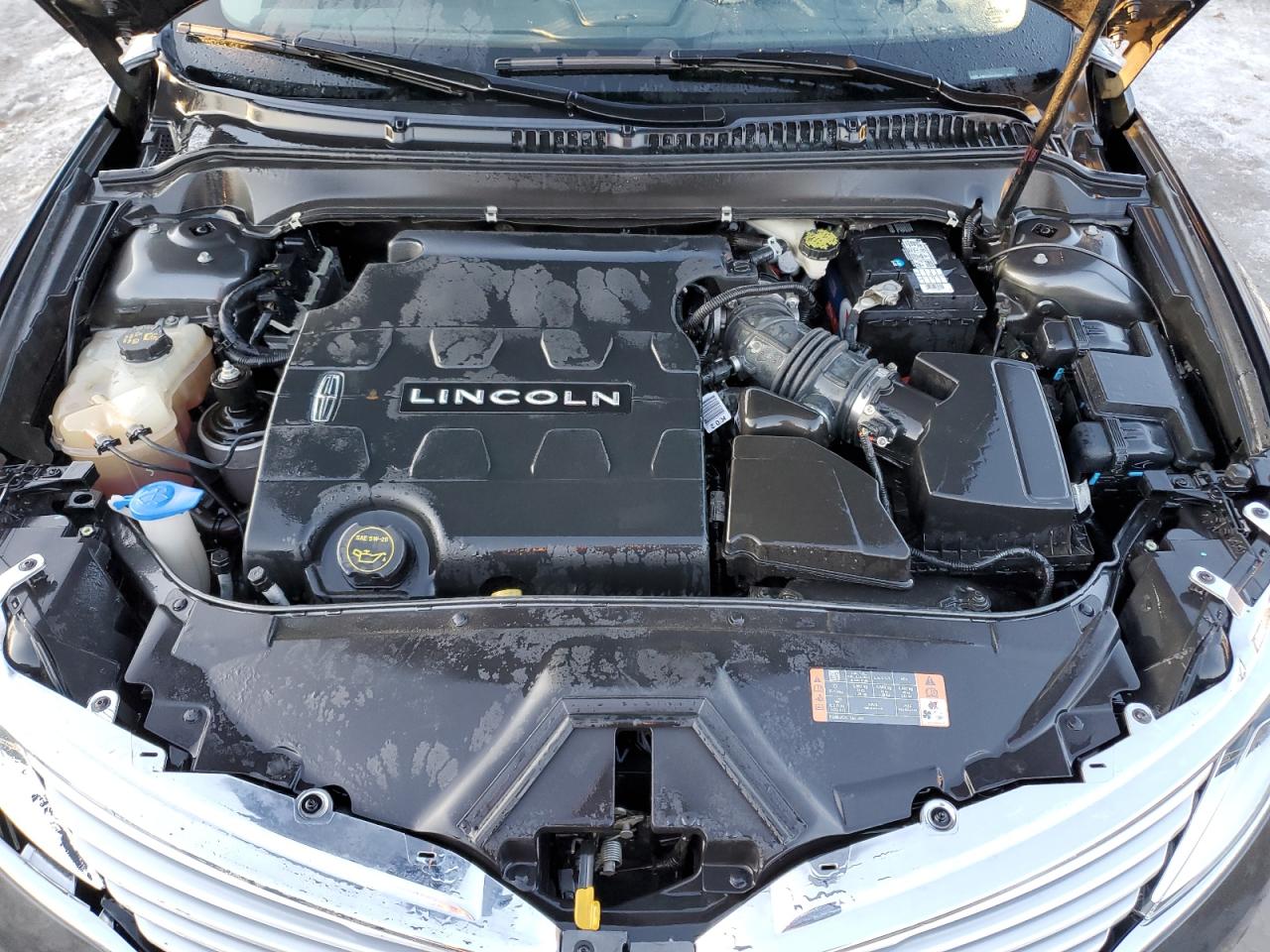 2016 Lincoln MKZ - Image 11
