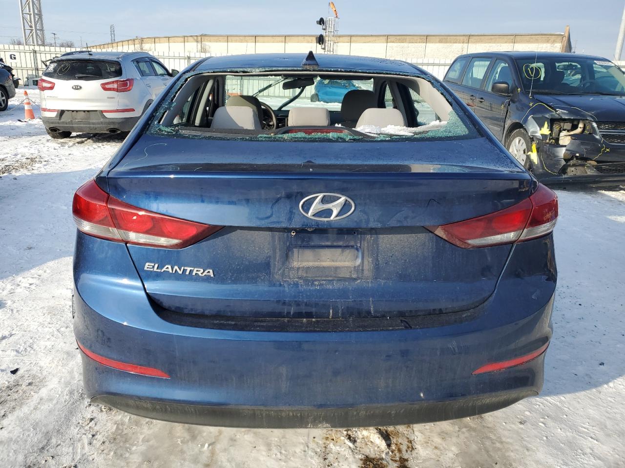 2018 Hyundai Elantra - Image 6
