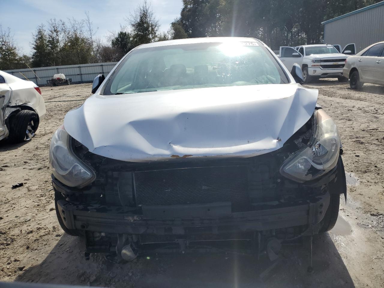 2013 Hyundai Elantra - Image 5