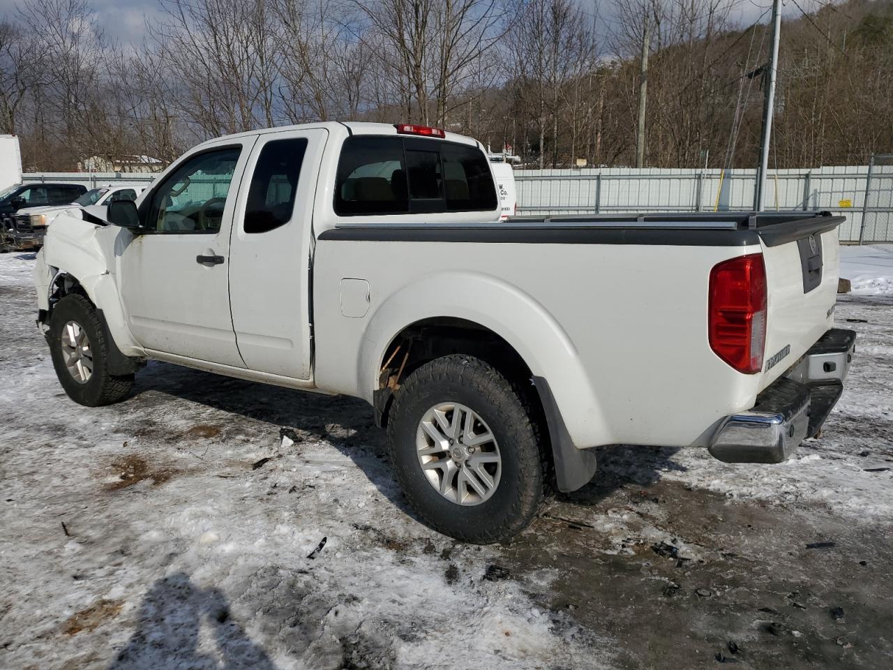 2015 Nissan Navara (Frontier) - Image 2