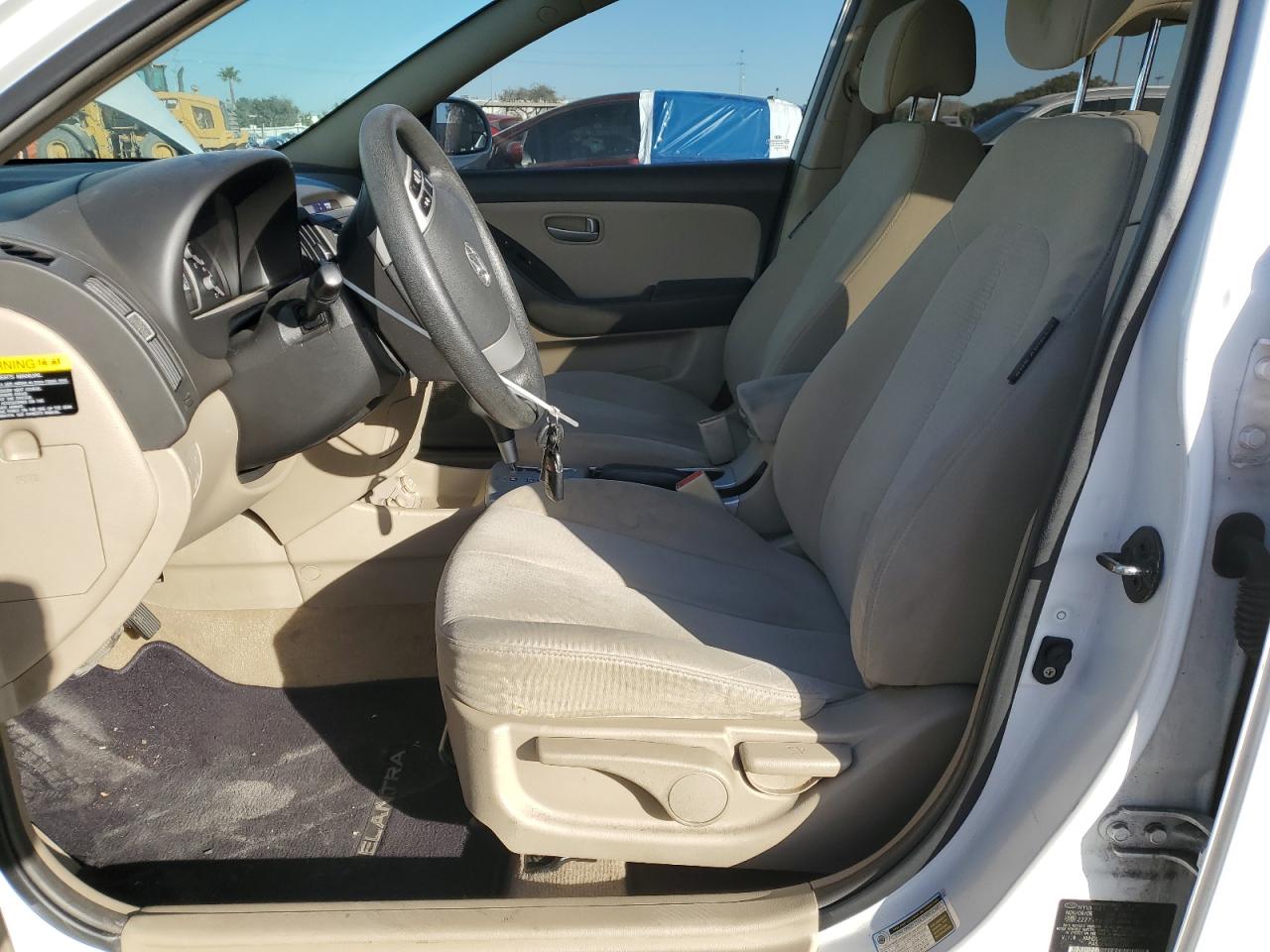 2007 Hyundai Elantra - Image 7