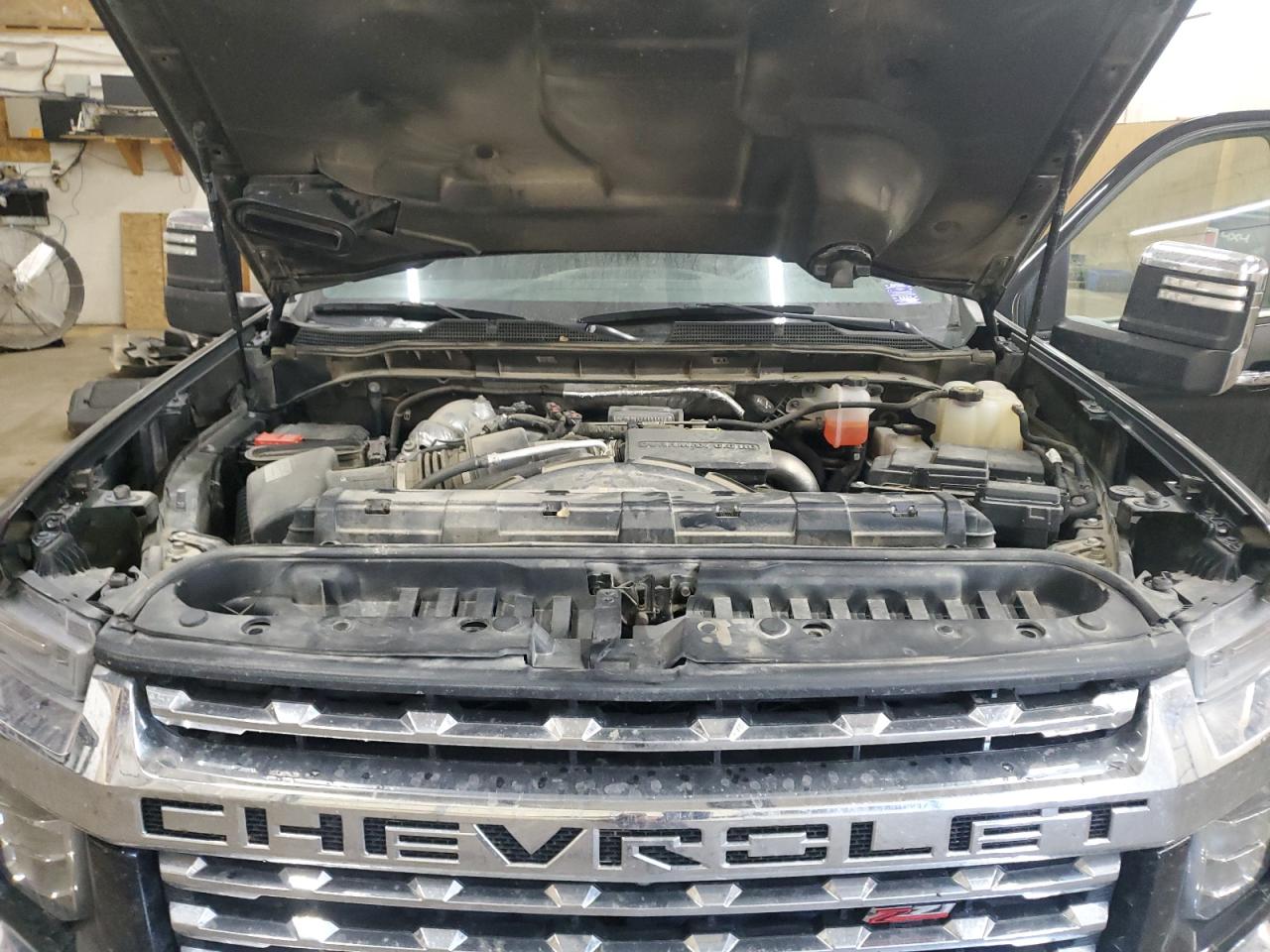 2021 Chevrolet Silverado - Image 11