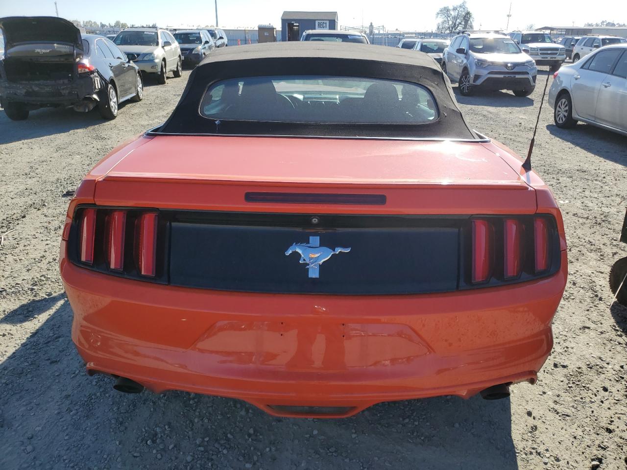 2015 Ford Mustang - Image 6