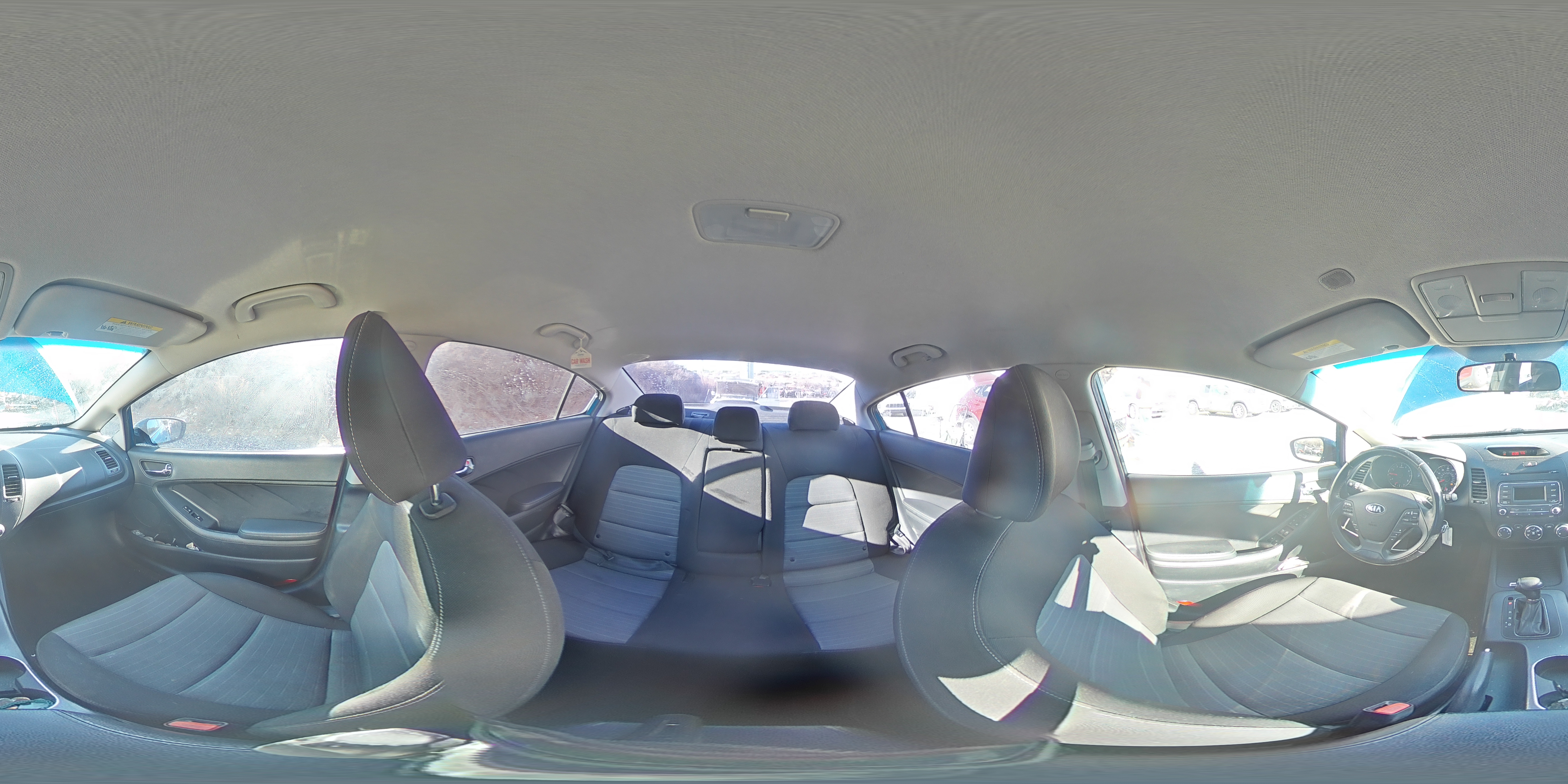 2015 Kia Forte - Image 16