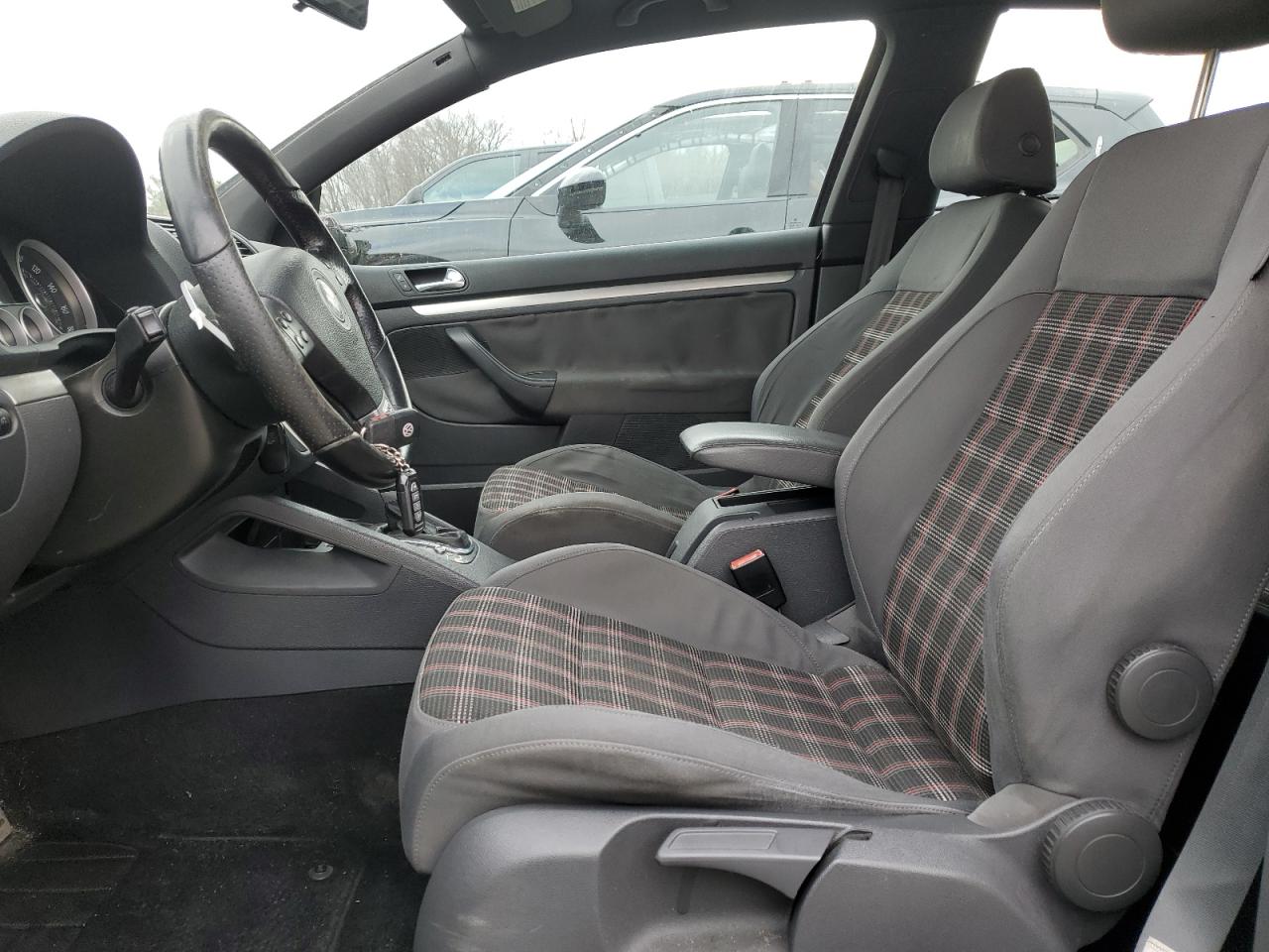 2009 Volkswagen GTI - Image 7