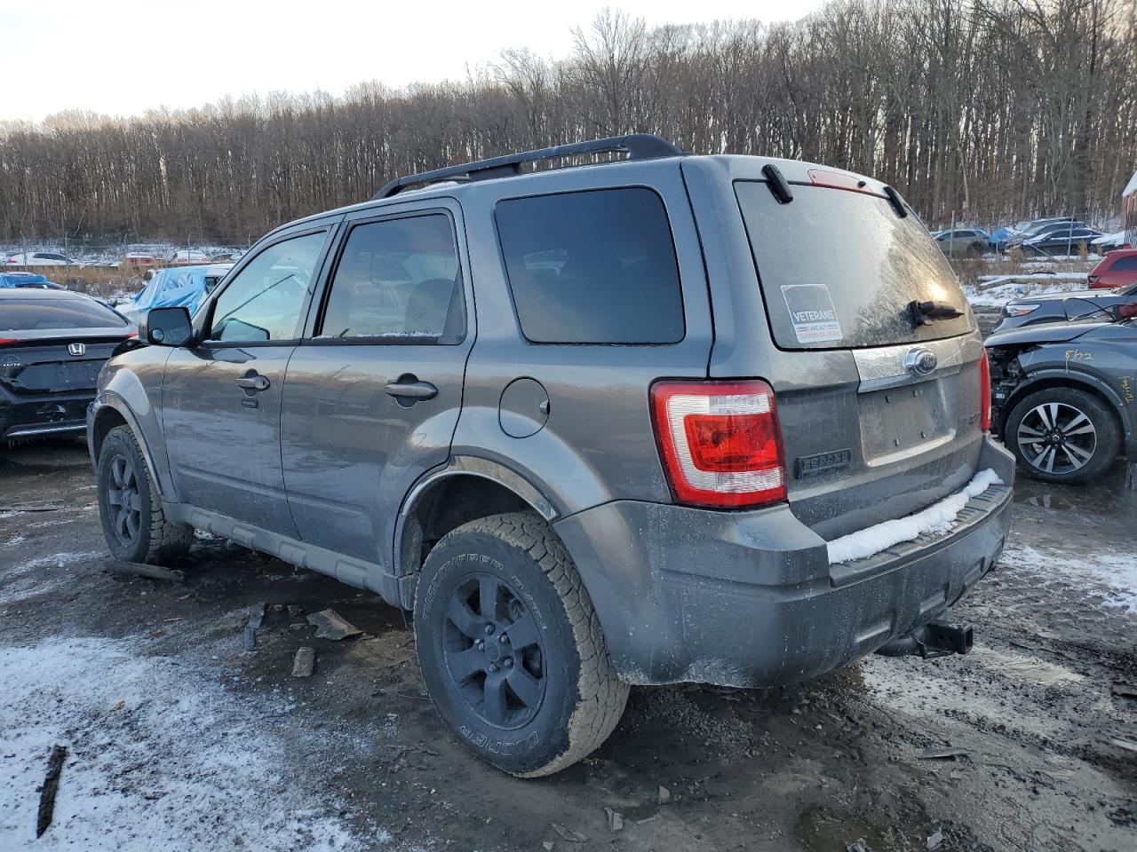 2009 Ford Escape - Image 2