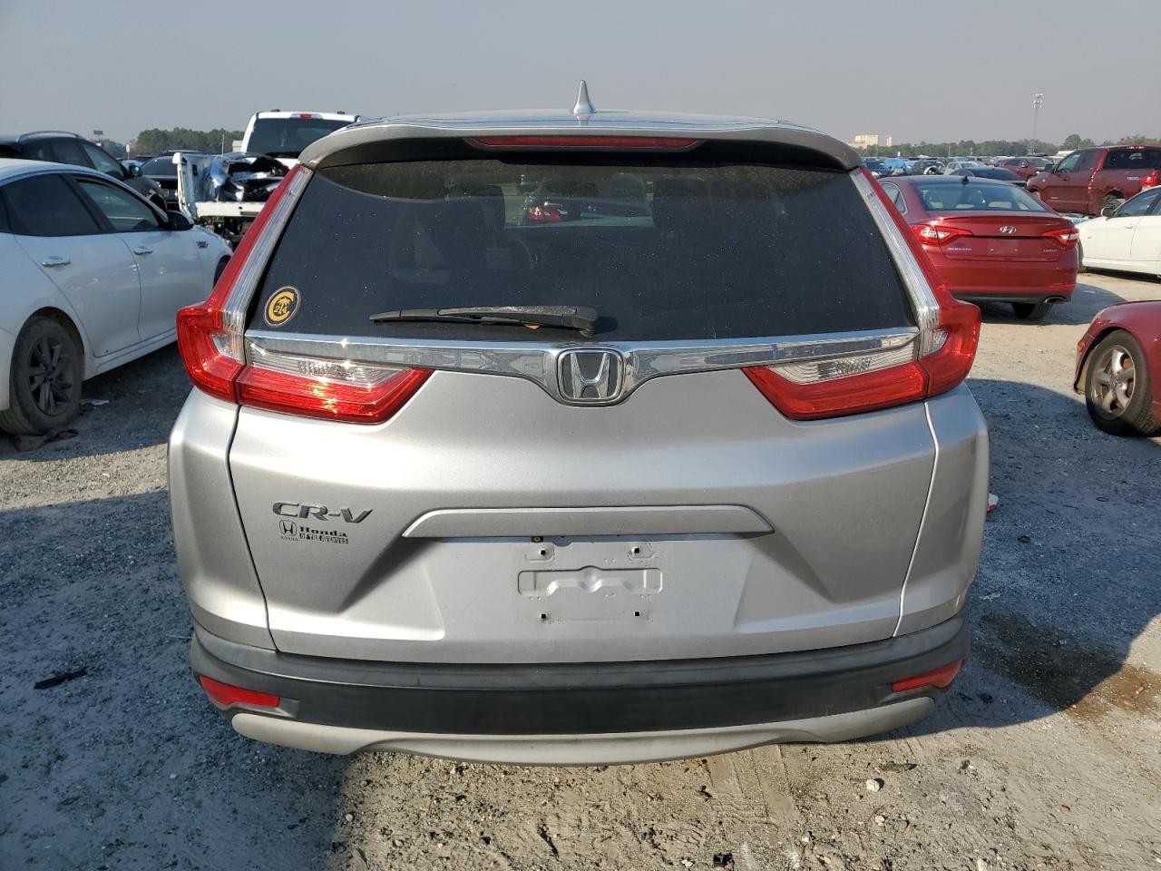 2017 Honda CR-V - Image 6