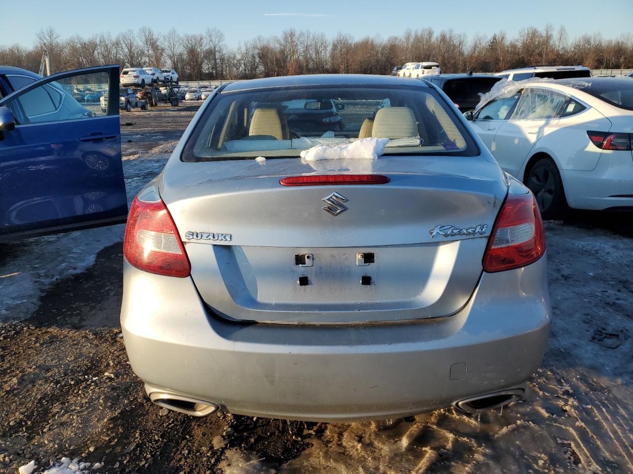 2011 Suzuki Kizashi - Image 6