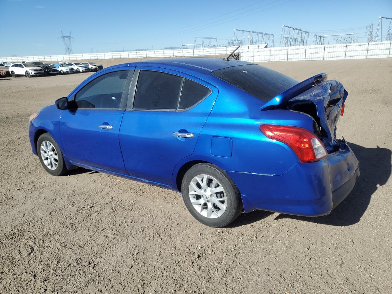 VIN 3N1CN7AP9FL838352 2015 NISSAN VERSA no.2