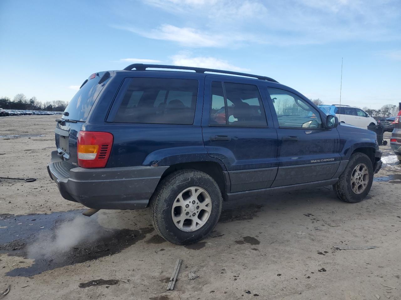 2002 Jeep Grand Cherokee - Image 3