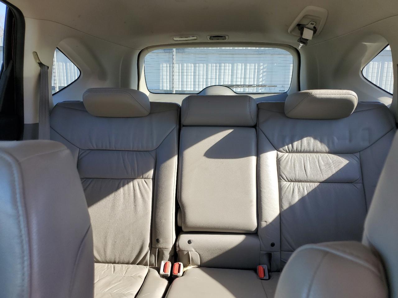 2013 Honda CR-V - Image 10