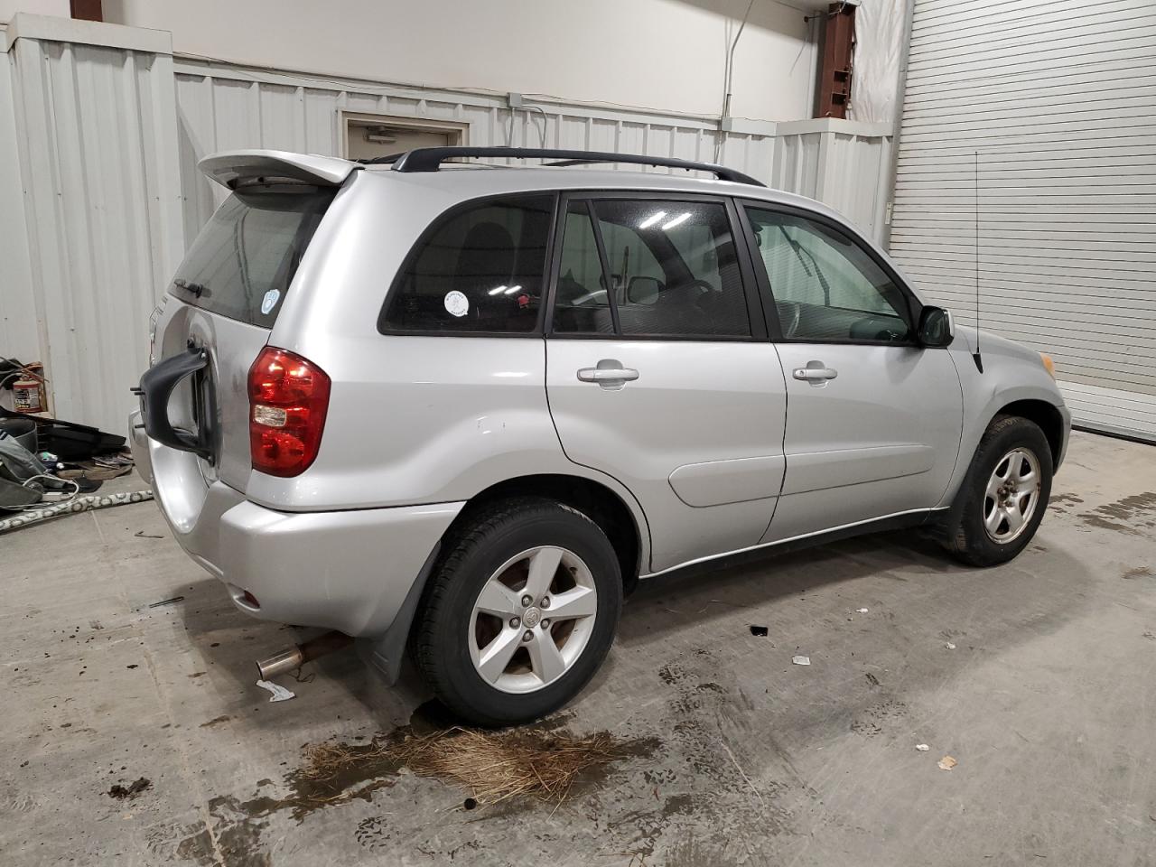 2004 Toyota RAV 4 - Image 3