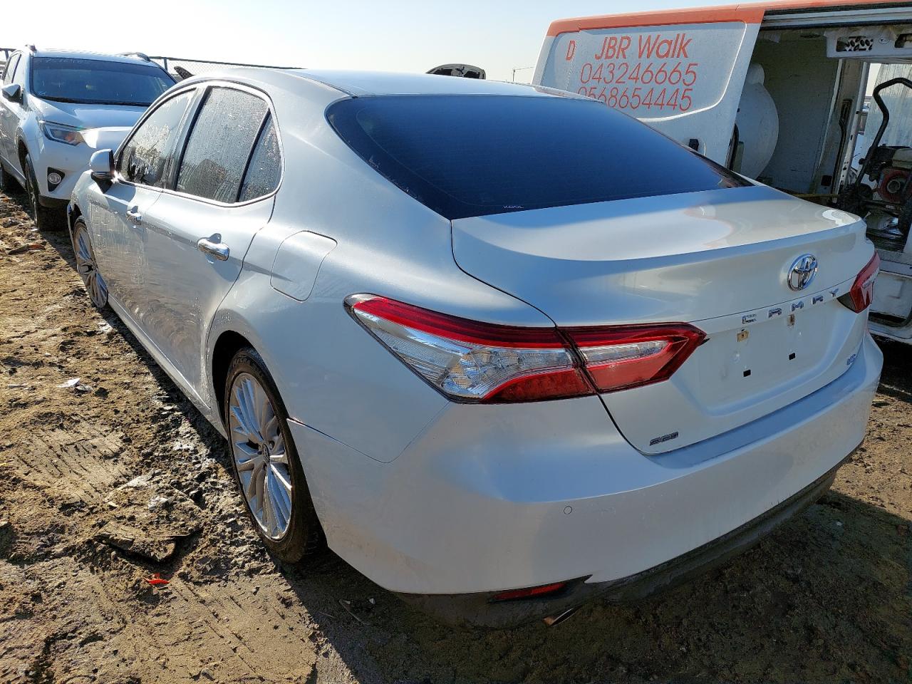 JTNBZ4HK6J3000348 - 2018 Toyota Camry L - #87336154