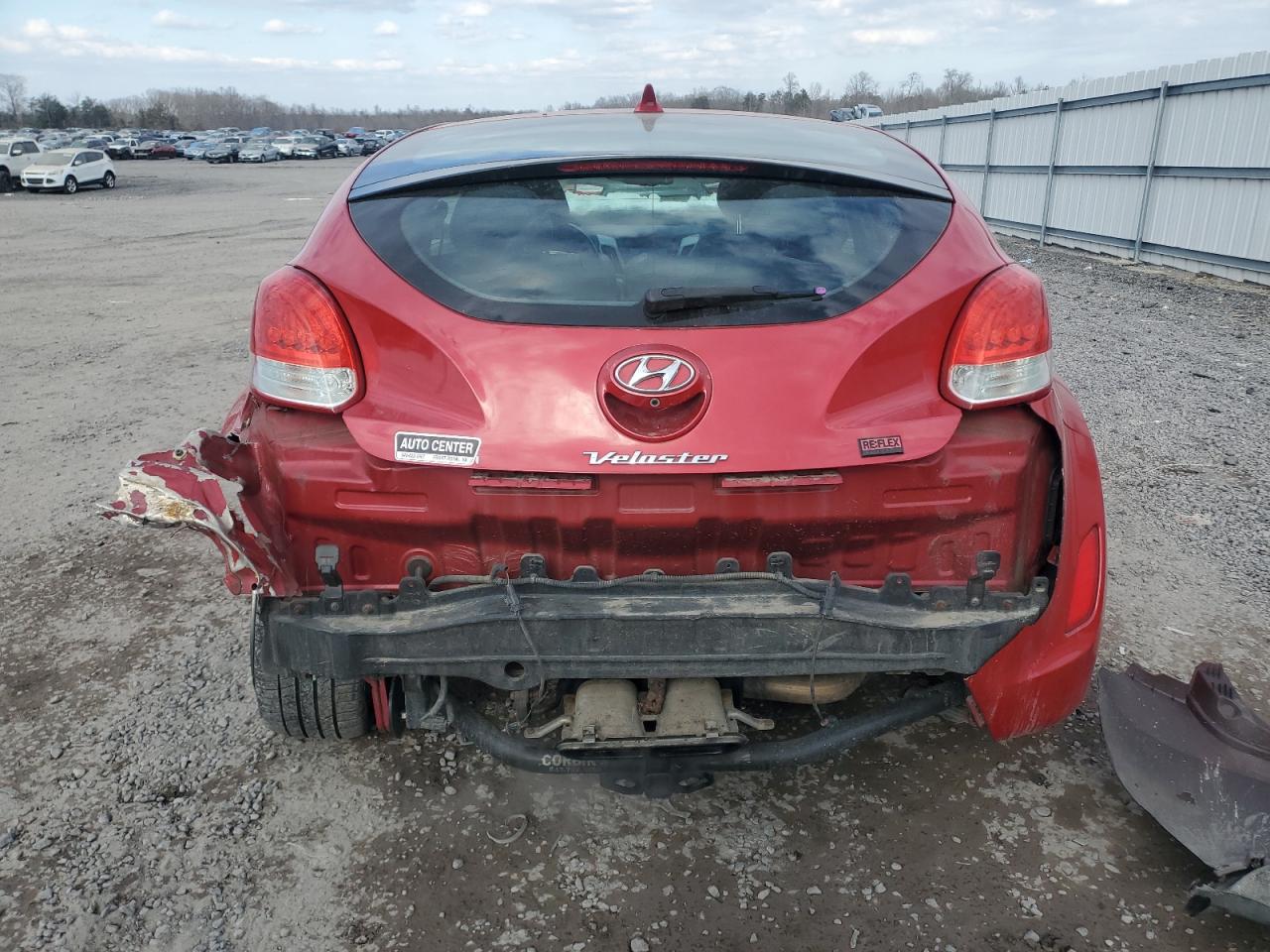 2014 Hyundai Veloster - Image 6