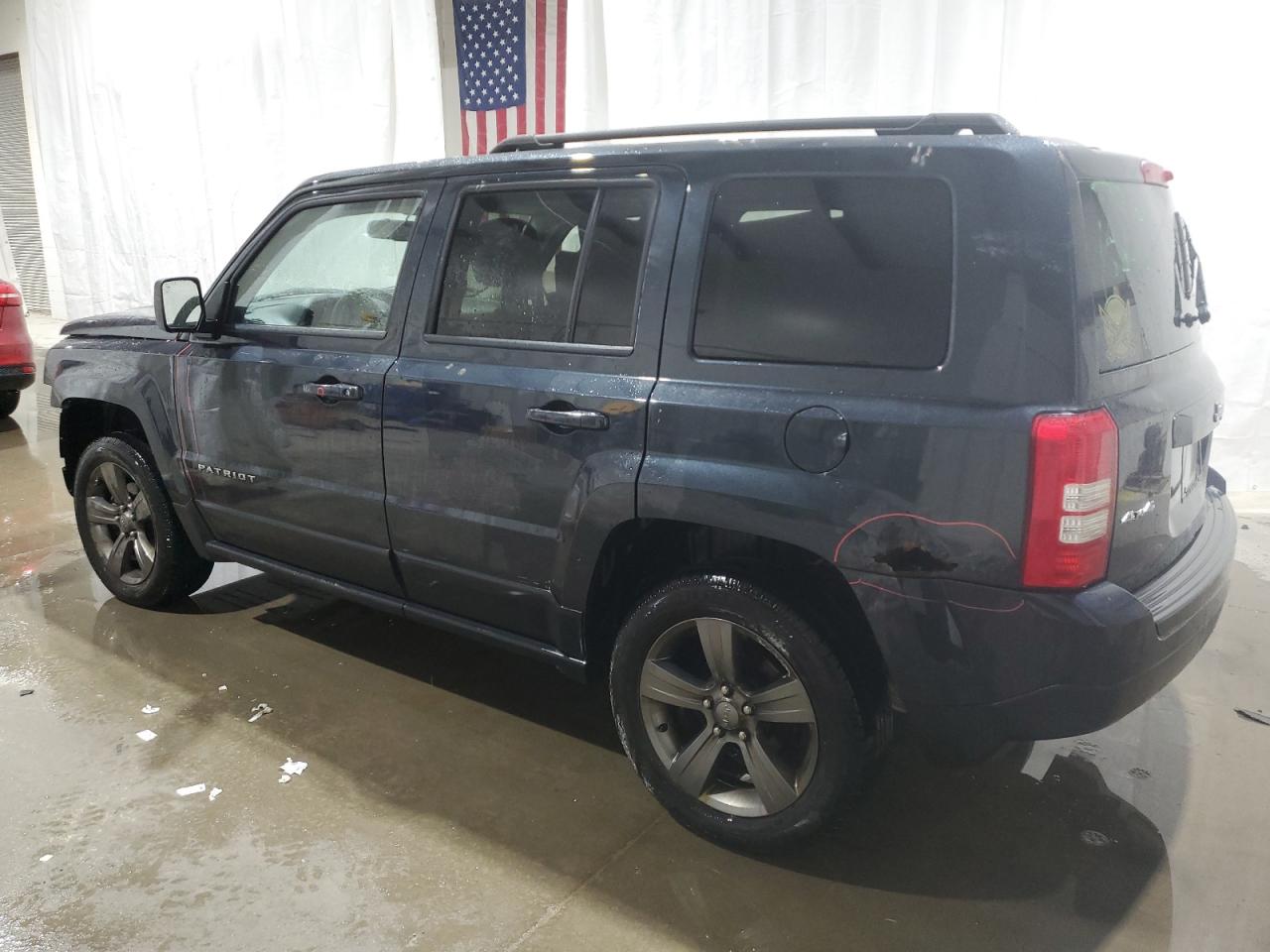 2015 Jeep Liberty (Patriot) - Image 2