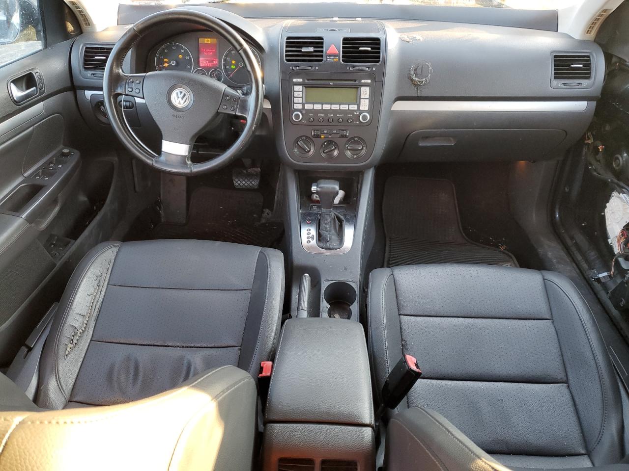 2009 Volkswagen Jetta - Image 8