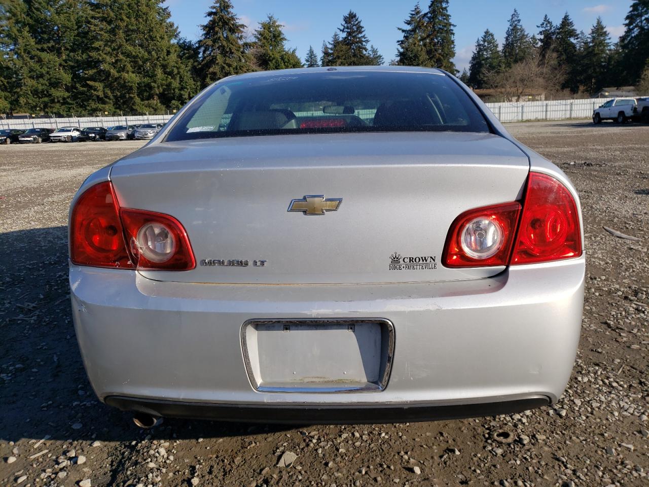 2010 Chevrolet Malibu - Image 6