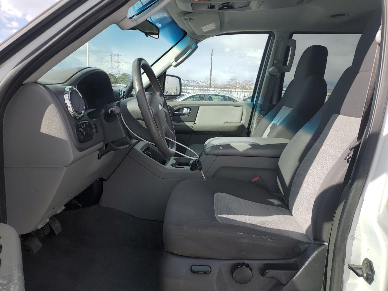 2006 Ford Expedition - Image 7