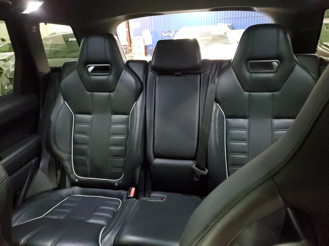 2016 Land Rover Range Rover - Image 10