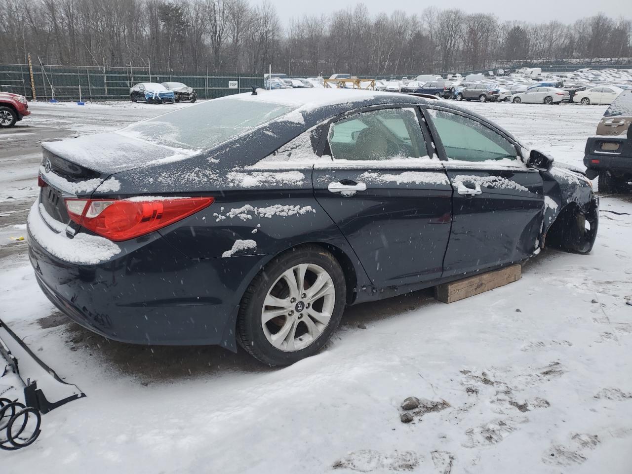 VIN 5NPEC4AC7DH680257 2013 HYUNDAI SONATA no.3