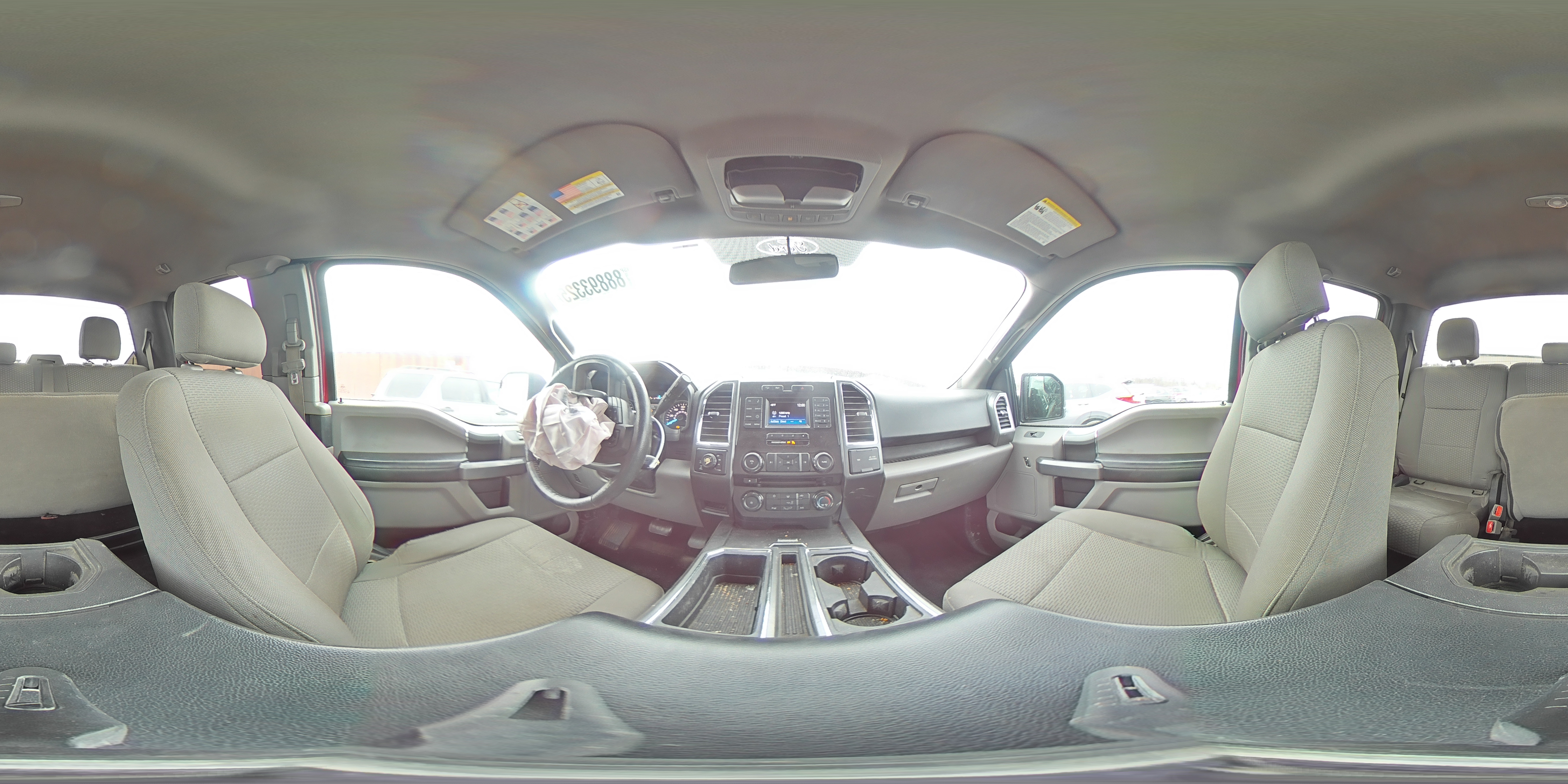 2015 Ford F-150 - Image 14