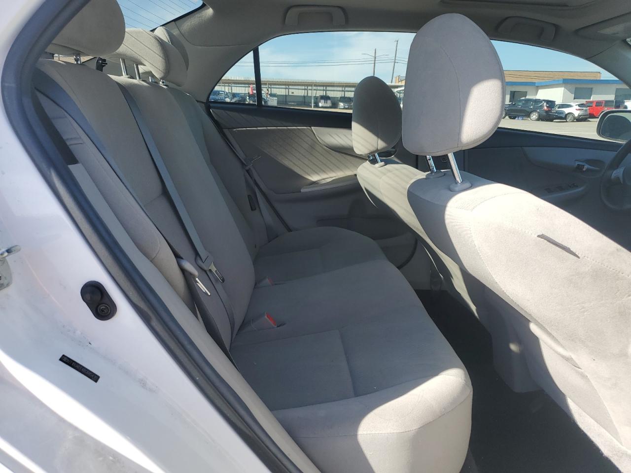 2011 Toyota Corolla - Image 11