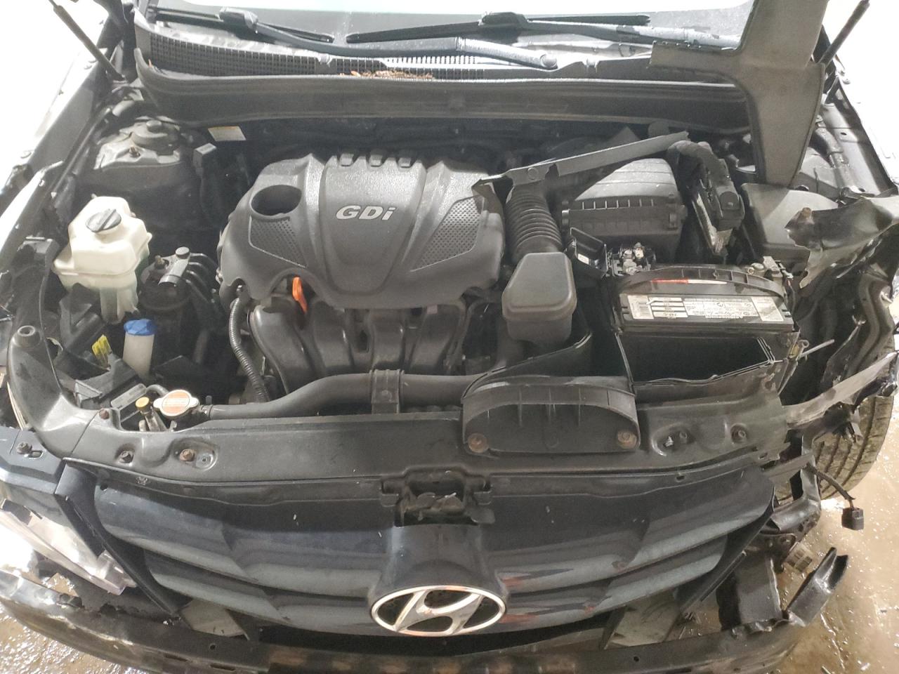 2011 Hyundai Sonata - Image 11