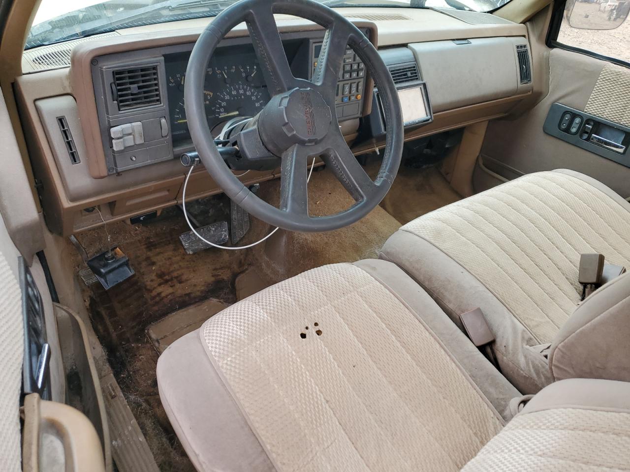 1993 Chevrolet Gmt-400 C1500 VIN: 2GCEC19K7P1241401 Lot: 86565214