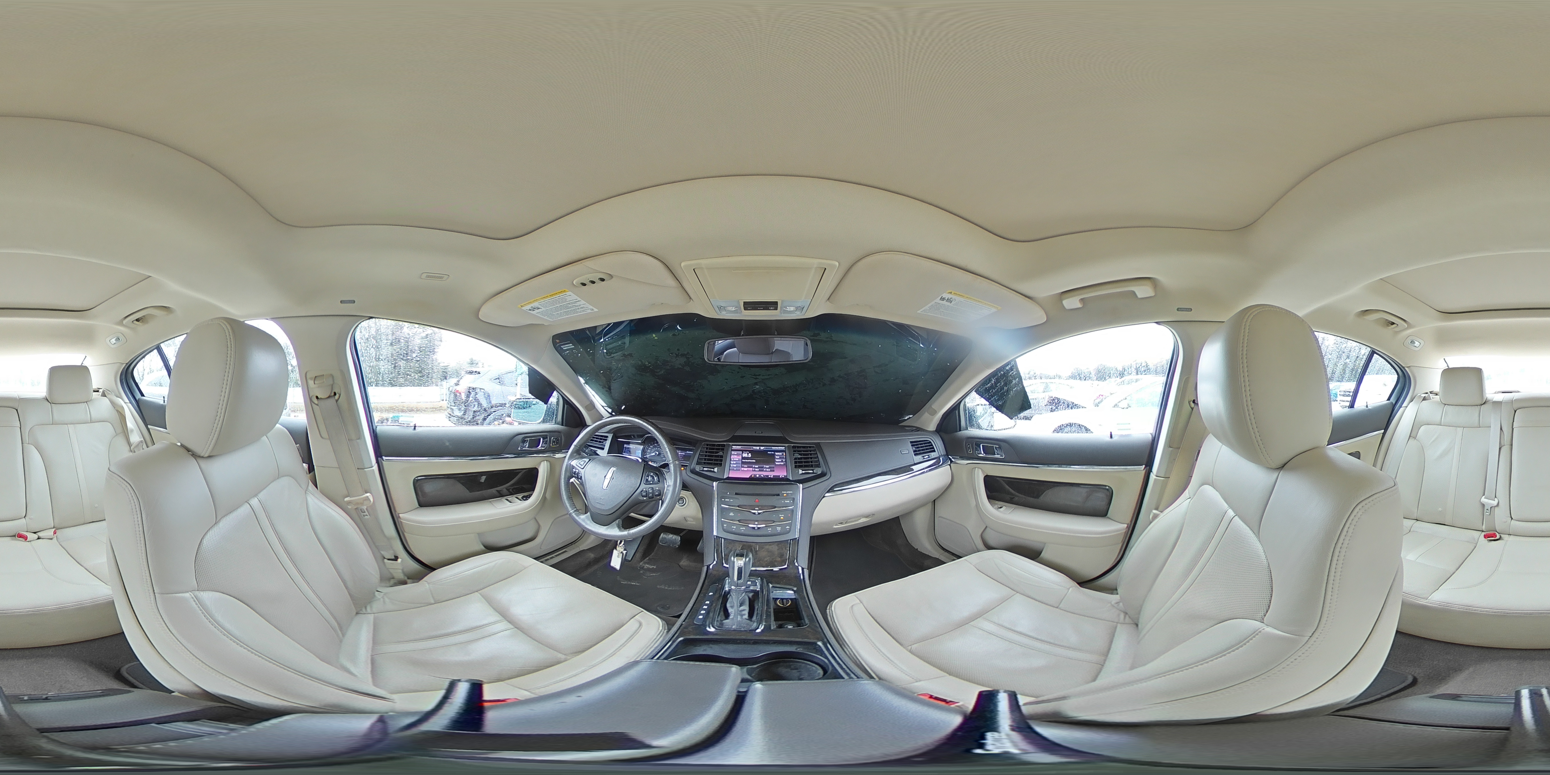 2013 Lincoln MKS - Image 14